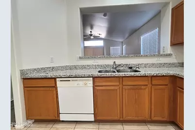 10424 W Medlock Drive, Glendale, AZ 85307 - Photo 11