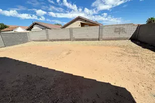 10424 W Medlock Dr, Glendale, AZ 85307 - Photo 27