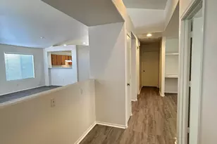 10424 W Medlock Dr, Glendale, AZ 85307 - Photo 17