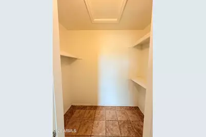 2913 W Woodridge Drive, Phoenix, AZ 85053 - Photo 11