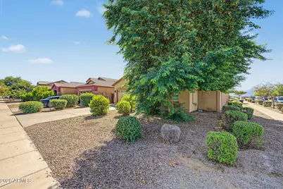 9229 W Elwood Street, Tolleson, AZ 85353 - Photo 3