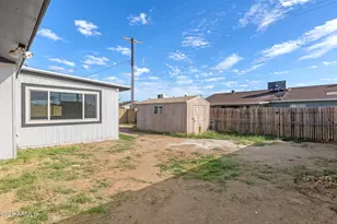 7935 W Earll Dr, Phoenix, AZ 85033 - Photo 37