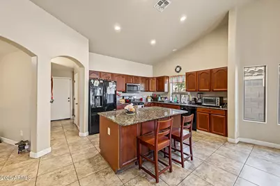 13399 N 177th Lane, Surprise, AZ 85388 - Photo 9