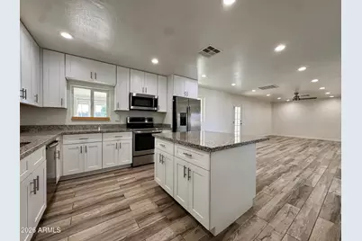 2039 N 79th Place, Scottsdale, AZ 85257 - Photo 3