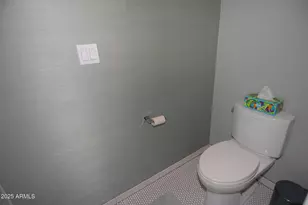 6531 N 43rd Pl, Paradise Valley, AZ 85253 - Photo 17