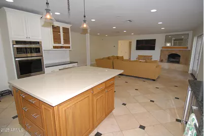 6531 N 43rd Place, Paradise Valley, AZ 85253 - Photo 3