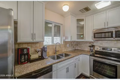 2077 W Hidalgo Avenue, Phoenix, AZ 85041 - Photo 23