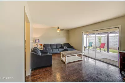 2077 W Hidalgo Avenue, Phoenix, AZ 85041 - Photo 9