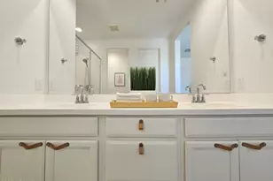 8926 W Rancho Dr, Glendale, AZ 85305 - Photo 13