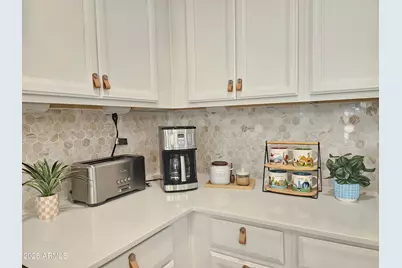 8926 W Rancho Drive, Glendale, AZ 85305 - Photo 5