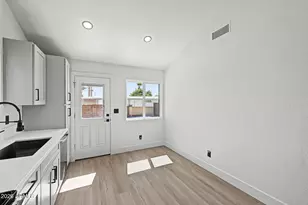 9809 E Birchwood Ave, Mesa, AZ 85208 - Photo 9
