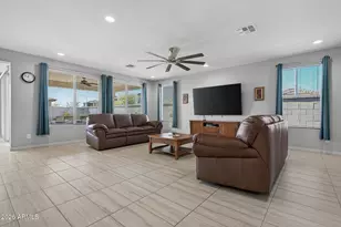 17649 W Medlock Dr, Litchfield Park, AZ 85340 - Photo 9
