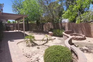 9126 W Maui Ln, Peoria, AZ 85381 - Photo 3