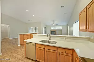 906 W Desert Hollow Dr, San Tan Valley, AZ 85143 - Photo 19
