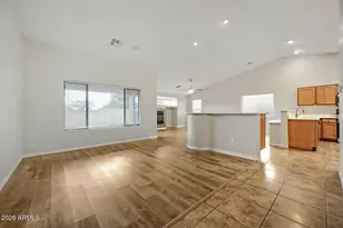 906 W Desert Hollow Dr, San Tan Valley, AZ 85143 - Photo 5