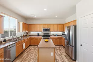 26873 N 84th Ln, Peoria, AZ 85383 - Photo 11