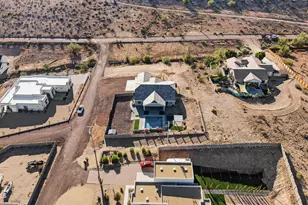 11422 W Tether Trl, Peoria, AZ 85383 - Photo 9