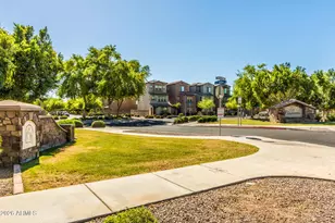 2008 N 77th Ln, Phoenix, AZ 85035 - Photo 31