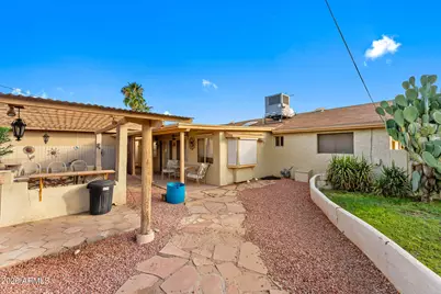 210 Debs Circle, Morristown, AZ 85342 - Photo 7