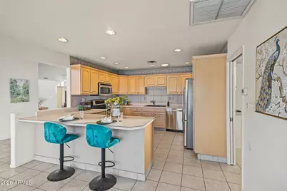 10626 W Emerald Point, Sun City, AZ 85351 - Photo 15