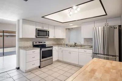4662 W Kings Avenue, Glendale, AZ 85306 - Photo 13