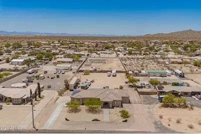 9858 N Faldale Road, Casa Grande, AZ 85122 - Photo 1