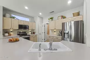 15555 W Coral Pointe Dr, Surprise, AZ 85374 - Photo 11
