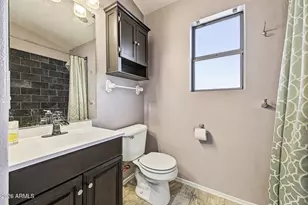 4675 E Summerhaven Dr, Phoenix, AZ 85044 - Photo 23