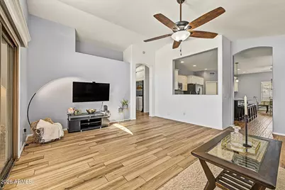 4675 E Summerhaven Drive, Phoenix, AZ 85044 - Photo 9