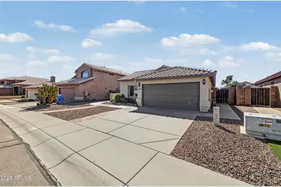 4675 E Summerhaven Drive, Phoenix, AZ 85044 - Photo 5
