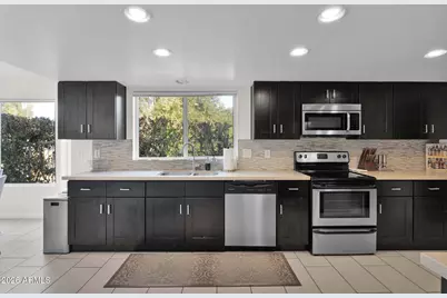 8346 N 72nd Place, Scottsdale, AZ 85258 - Photo 11