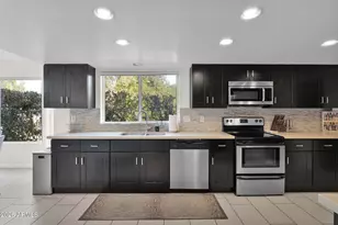 8346 N 72nd Pl, Scottsdale, AZ 85258 - Photo 11