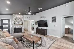 4604 E Piedmont Road E, Phoenix, AZ 85044 - Photo 5