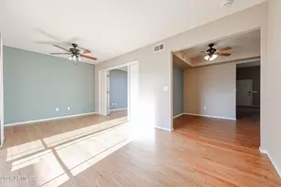 13240 N Cedar Dr, Sun City, AZ 85351 - Photo 21