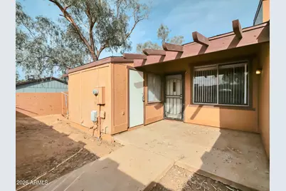 3645 N 69th Avenue #Unit 30, Phoenix, AZ 85033 - Photo 3