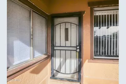 3645 N 69th Avenue #Unit 30, Phoenix, AZ 85033 - Photo 5