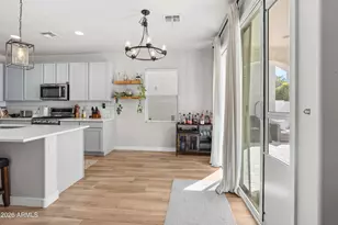 3717 E Cheery Lynn Rd, Phoenix, AZ 85018 - Photo 5