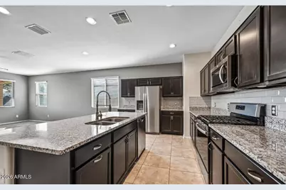 31027 W Mulberry Drive, Buckeye, AZ 85396 - Photo 9