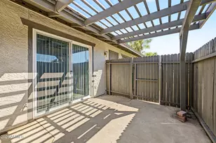 286 W Palomino Dr, Chandler, AZ 85225 - Photo 25