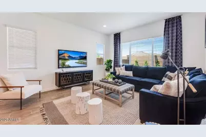 8012 W Desert Elm Lane, Peoria, AZ 85383 - Photo 5