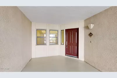 5104 N 32nd Street #214, Phoenix, AZ 85018 - Photo 1