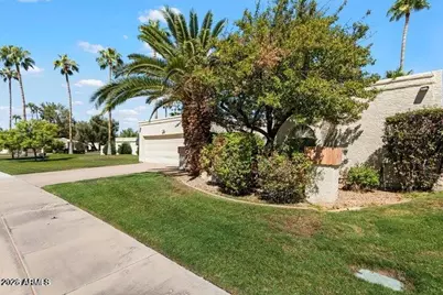 8466 E San Benito Drive, Scottsdale, AZ 85258 - Photo 11