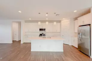 5912 S 26th Ave, Phoenix, AZ 85041 - Photo 5