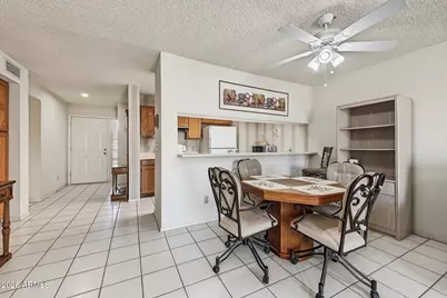18628 N 93rd Avenue, Peoria, AZ 85382 - Photo 11