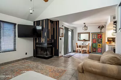 496 S Seawynds Boulevard, Gilbert, AZ 85233 - Photo 7