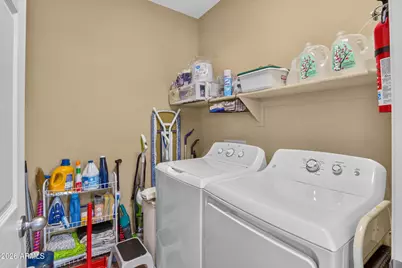 16990 W Gibson Lane, Goodyear, AZ 85338 - Photo 29