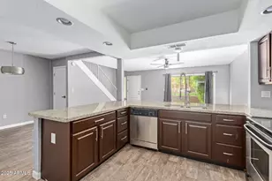 4601 N 73rd St, Scottsdale, AZ 85251 - Photo 11