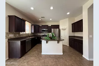10141 W Hammond Lane, Tolleson, AZ 85353 - Photo 7