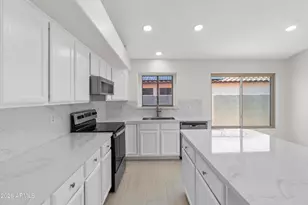 10001 W Potter Dr, Peoria, AZ 85382 - Photo 23