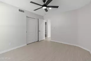 10001 W Potter Dr, Peoria, AZ 85382 - Photo 9